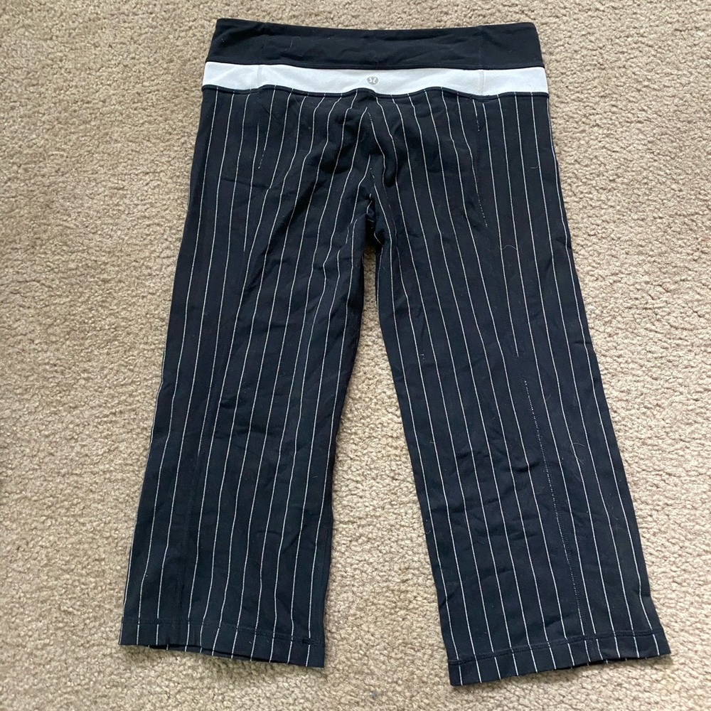 Lululemon striped cropped pants
